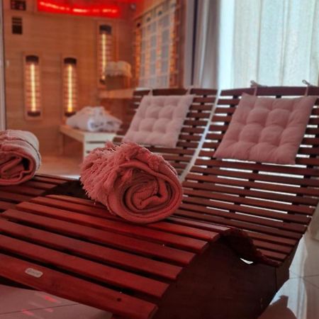 Spa Love Ceglana 1 A Sauna,,Jaccuzi Dla Dwojga Na Wylacznosc เจโลนากูรา ภายนอก รูปภาพ